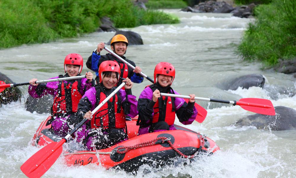 Rafting in the Meya Ravine Rafting in the Meya Ravine